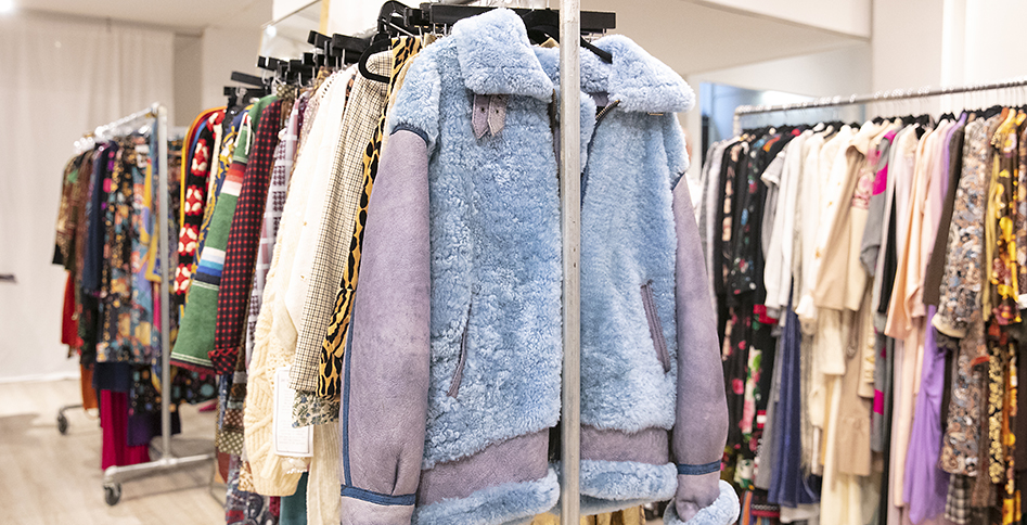 Artists & Fleas Vintage Showcase